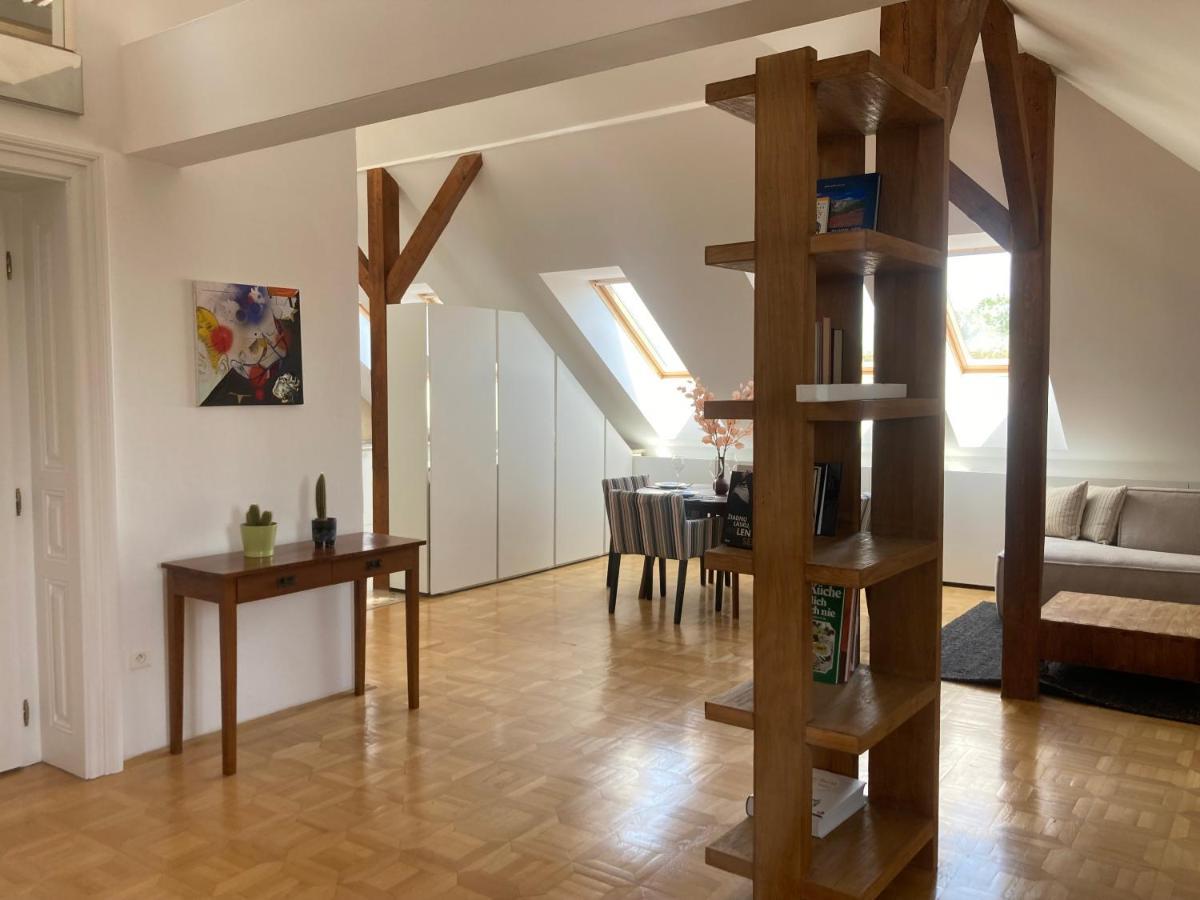 Vynimocny Apartman V Staromestskej Vile S Vyhladom Na Hrad Pressburg Exterior foto