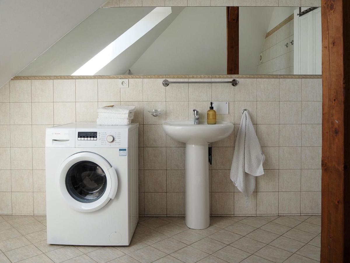 Vynimocny Apartman V Staromestskej Vile S Vyhladom Na Hrad Pressburg Exterior foto